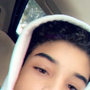 Meet your Posher, Tomas